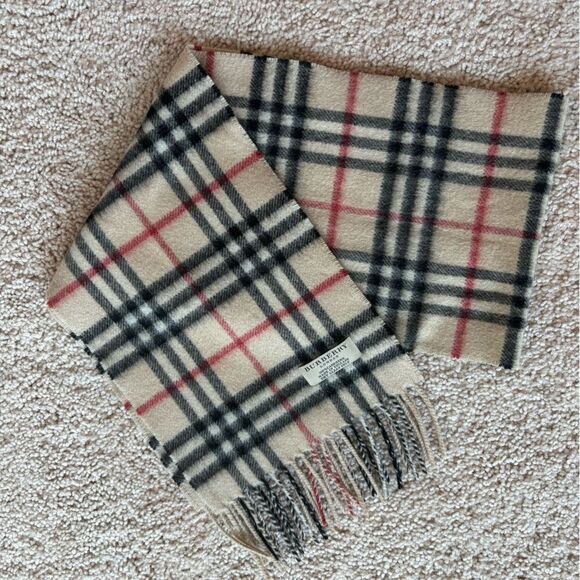 EUC Burberry Children’s Check Cashmere Scarf - Picture 5 of 7